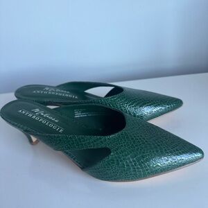 Anthropologie Matisse Green Cut-Out Mule Heels | Leather | Size 8